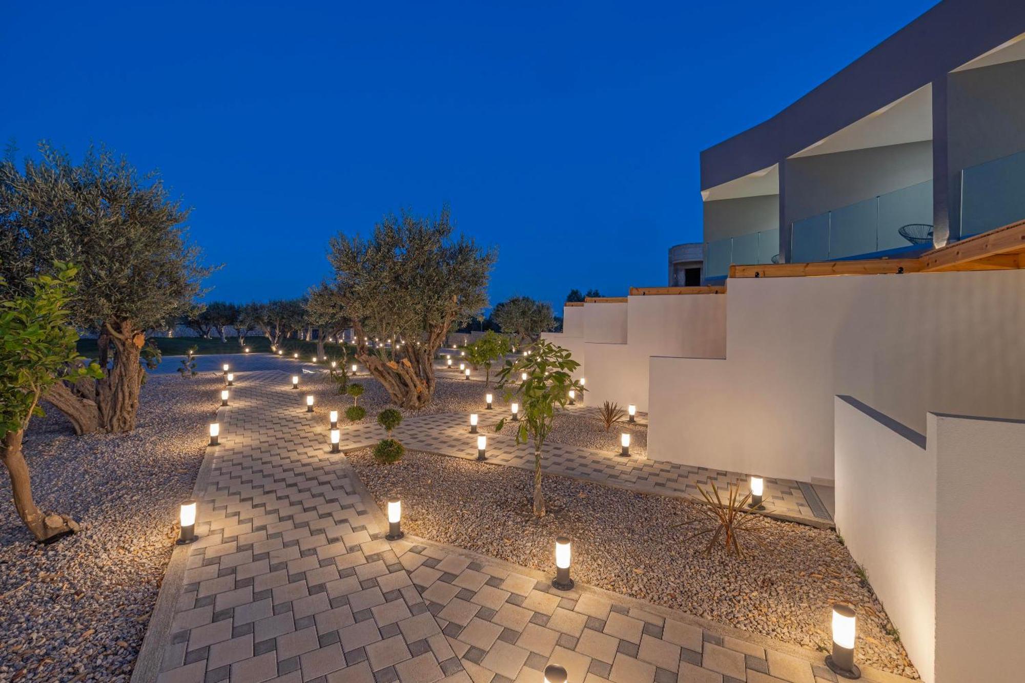 Tota Suites Afantou Exteriör bild
